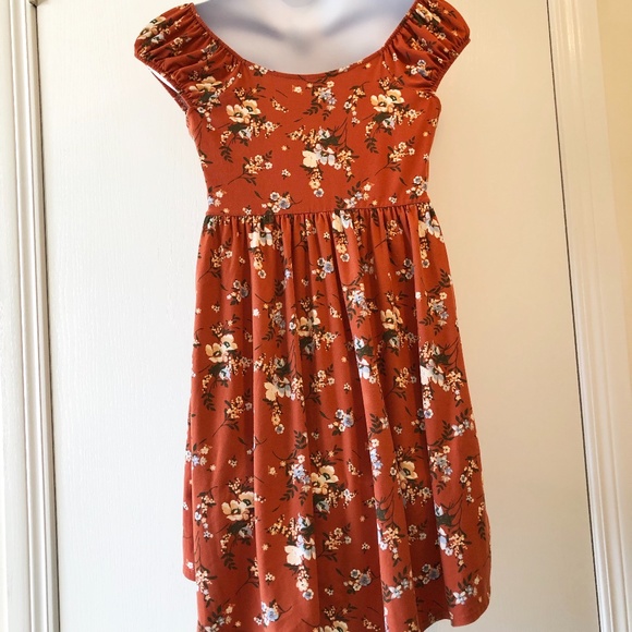 Fall Floral High Low Dress Size Large - Picture 10 of 13
